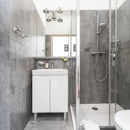 Riviera Apartmanhotel