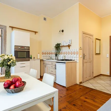 Riviera Apartmanhotel 3*