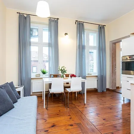 Riviera Lägenhetshotell